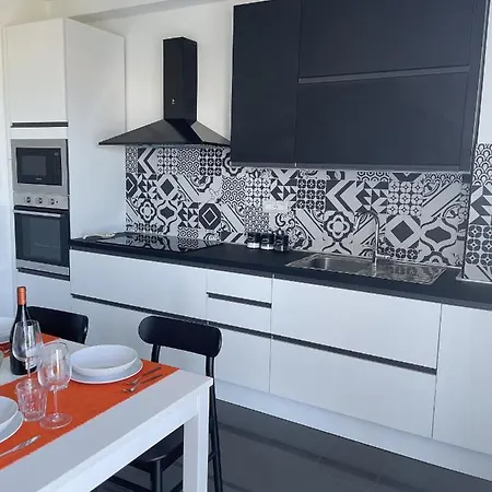 Finestra Sul Mare Apartment Cefalu