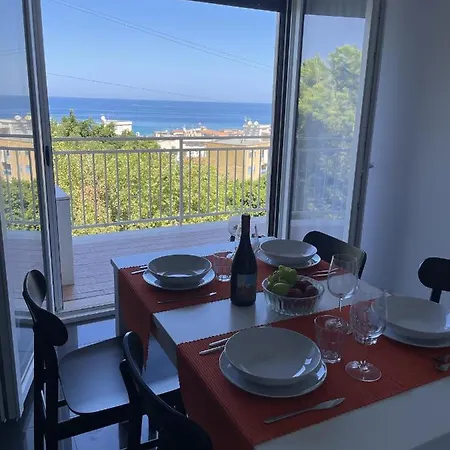 Apartment Finestra Sul Mare